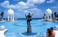 . . Riu Palace Las Americas 5*