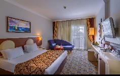 . . Queen Elizabeth Elite Suite Hotel & Spa 5*