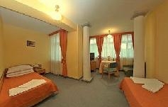 . . Renesans Pensjonat 3*