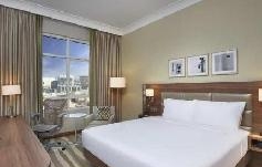 . .Hilton Garden Inn Dubai Muraqabat 4*+