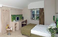 . . Ambassador Plaza Hotel 4*