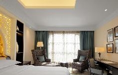 . . Sheraton Sharjah Beach Resort and Spa  5*