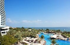 . .  Le Meridien Al Aqah Beach Resort 5*