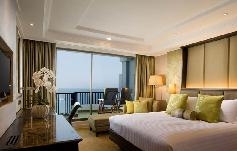 . . Dusit Thani Pattaya 5*