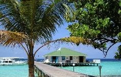 .   . Eriyadu Island Resort 4*