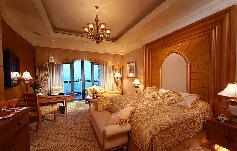 . -. Emirates Palace 5*